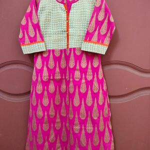 Pink And Offwhite Gold Printed Kurtha For Women