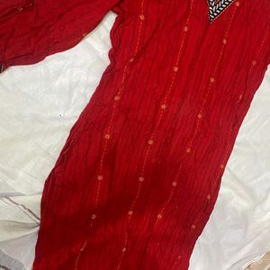 Red Kurti