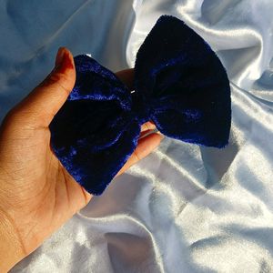 Velvet Bow