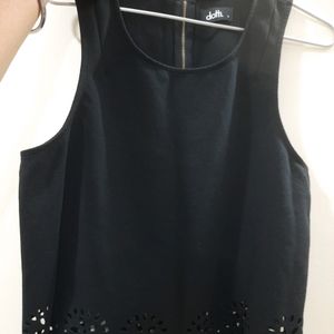 Black Sleeveless Top