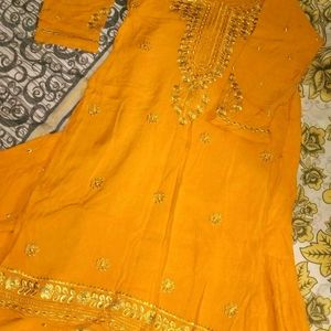 Mustard Yellow Sharara Suit💛With Golden Embroide