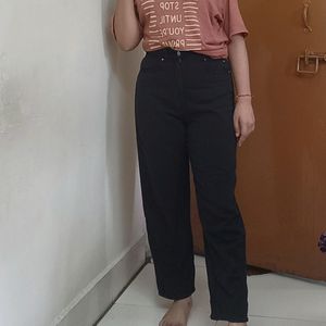 High Waisted Mom Fit Ankle Length Jeans