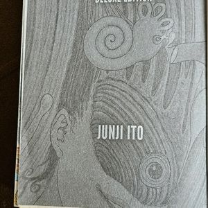 Uzumaki - By Junji Ito Deluxe Edition