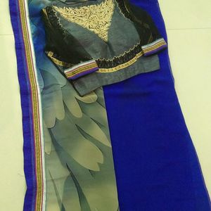 Saree With Paded Blouse