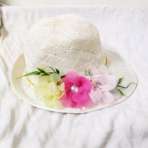 🔥 HOT DEAL 💯 Hat With Flowers For Girls