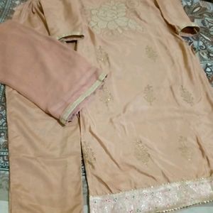 Women Stylish Kurti Trouser And Dupatta Set