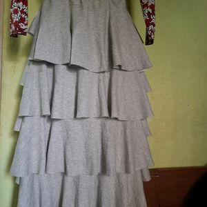 Long Flared Skirt In Grey Colour