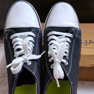 Unisex Lejano Black And White Brand New Sneakers