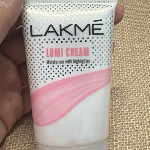 New Lakme Lumi Cream