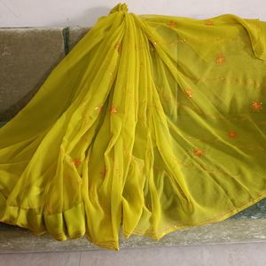 Light Weight Saree With Blouse