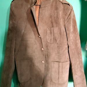 Slightly used blazer in great condition