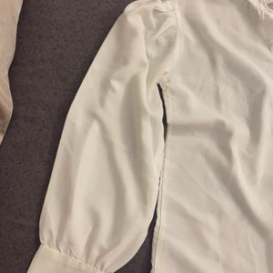 White Buttoned Puff Sleeved Shirt