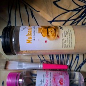 Multani Mitti Power , Gulab Jal, Brush