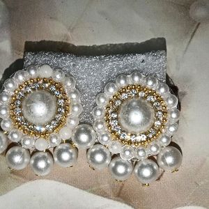 Fancy Paral Party Wear Have Long Size Earrings