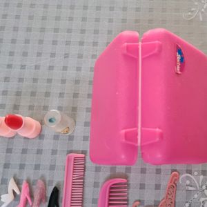 Vintage Barbie Accessories