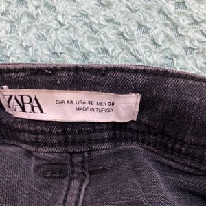 Black Body Fit Jean