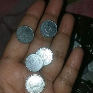 Old Big Size 1rs 4 Piece, 10 Paise 30 Piece