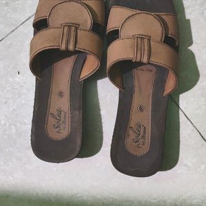 Sandal