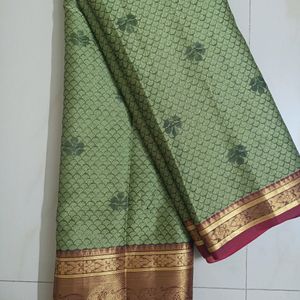 Cute Green Saree With Unstitched Blouse