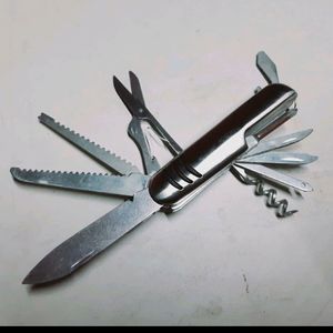 Multi Tool ( All In One Gadget )