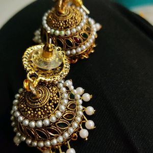 Moti & Meekari Earrings