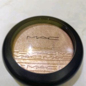 Mac Extra Dimention Skinfinish Highlighter