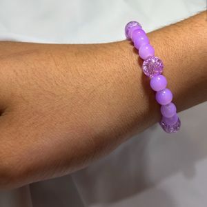 “Purple Crackled Bead Bracelet”