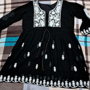 Kurti Black Chikankari