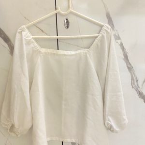 New ballon sleeve white top