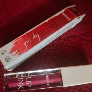 Lacto Calamine Wipes & Insight Matte Lipstick