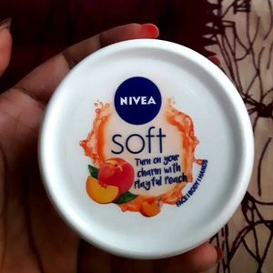 Nivea Peach Moisturizer