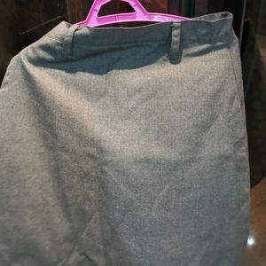 Gray Skirt With Divider