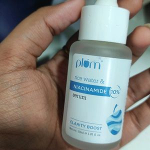 Plum 10% Niacinamide Face Serum