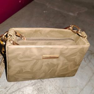 New One Trendy Slingbag