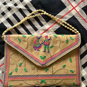 hand embroidered traditional slingbag for navratri