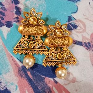 Earrings Set