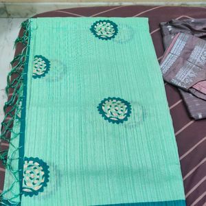 Daily Wear Green Colour Cotton Saree With Blouse