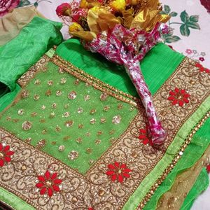 Wedding Saree+Artificial Flowers