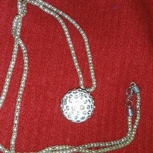 Chain With Pendant.