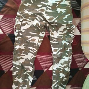 Army Print Cargo Joggers