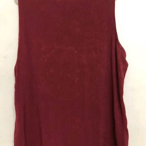 Merona Maroon Sleeveless & Strachble  Top