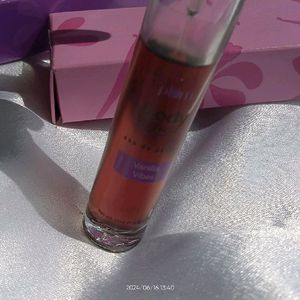 plum Body Lovin eau de parfum Vanilla Vibes