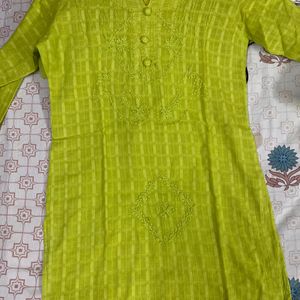 Lakhnavi Green Short Kurta