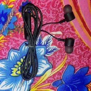 Boat Earphones