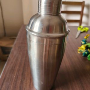 Cocktail Shaker