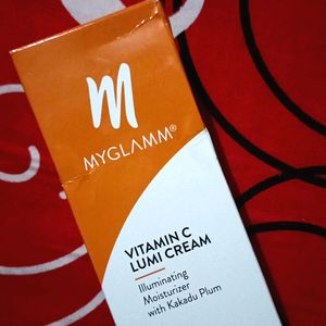 Myglamm Vitamin C Lumi Cream