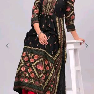 Women Black Kurti Pant Set