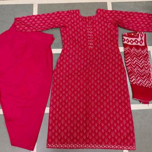 Kurta Salwar Dupatta Set.....