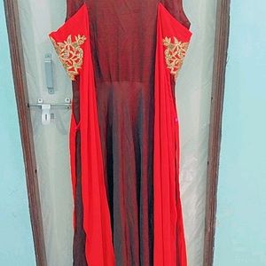 💥Party Wear Designer Sleeves Gown