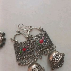 Combo Of 4 Earrings. Hardly Used